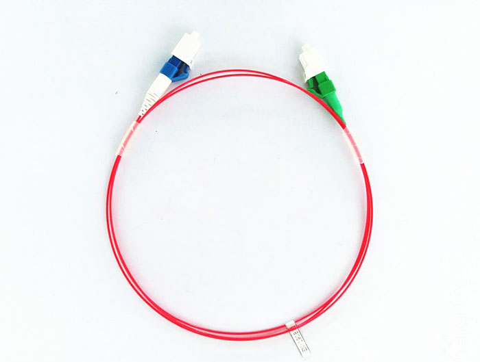 1550nm 900μm Polarization Maintaining Fiber Patch Cord Panda PM Fiber Optic Connector Can be Customized